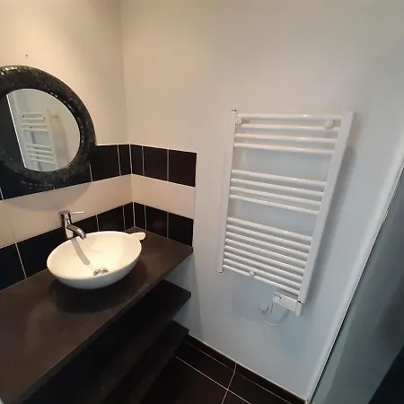 Biarritz, 1 Pièce, 2 Personnes - Fr-1-239-760 *